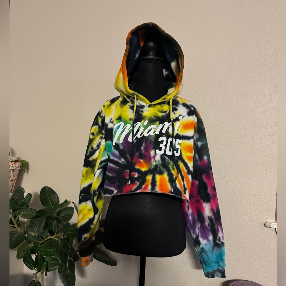 Tie-Dye Cropped Hoodie